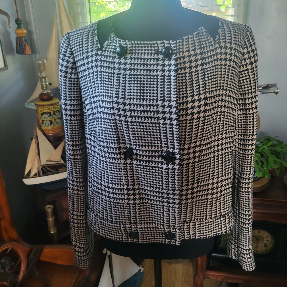 Anne Klein Houndstooth Blazer in Black and White